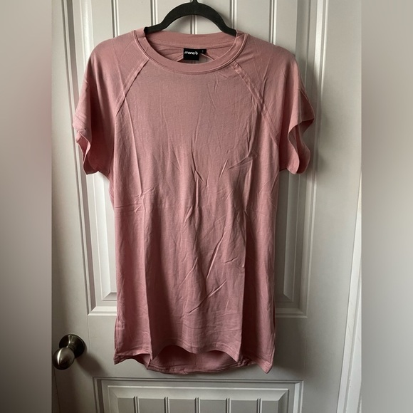 Mono B Tops - NWT Mono B Draped Back Tee Pink
NWT